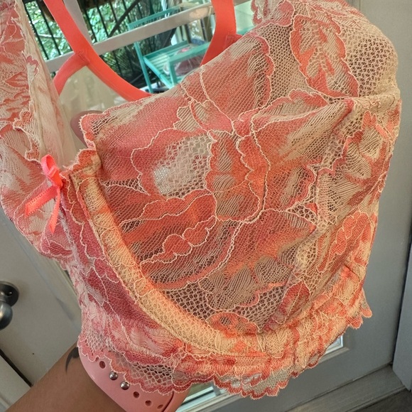 Smooth unlined balconette blonde bloom bra - Picture 3 of 7